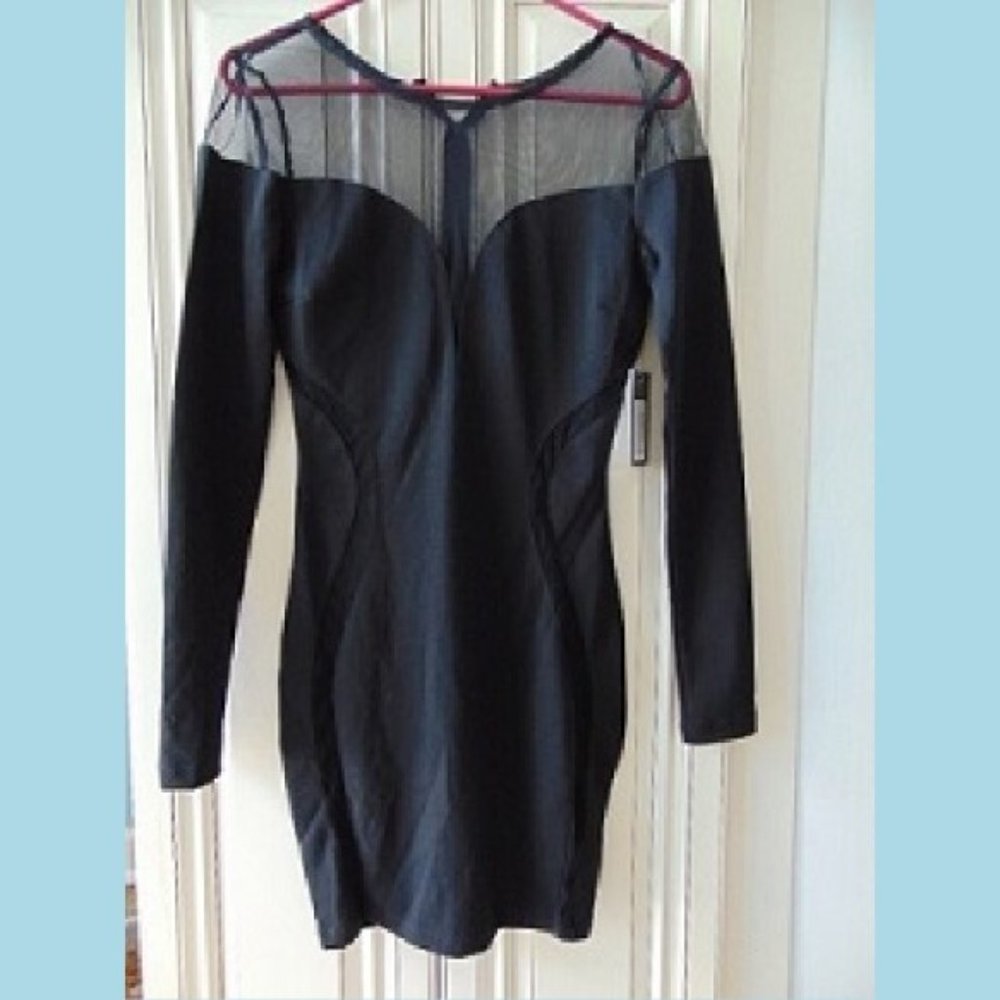 Black bodycon dress